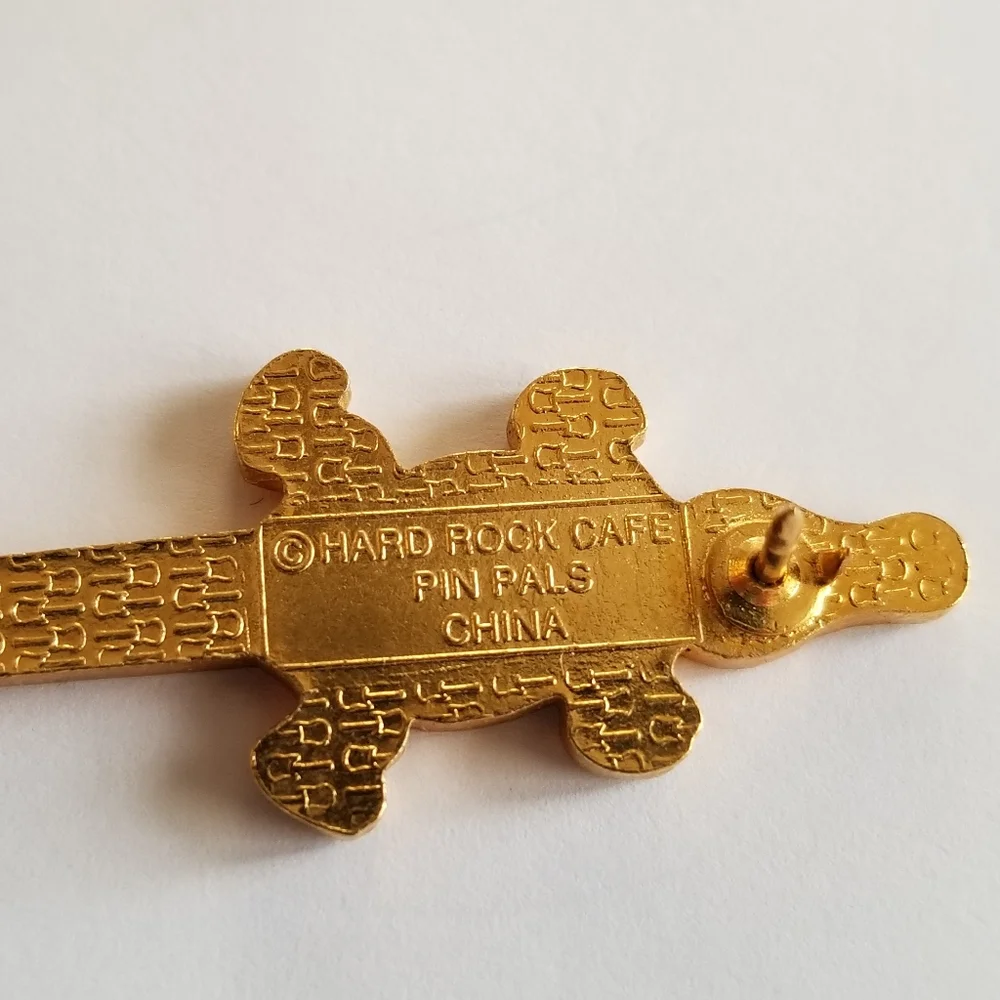 Hard Rock Sunrise alligator guitar pin pals FL Florida brooch hrc